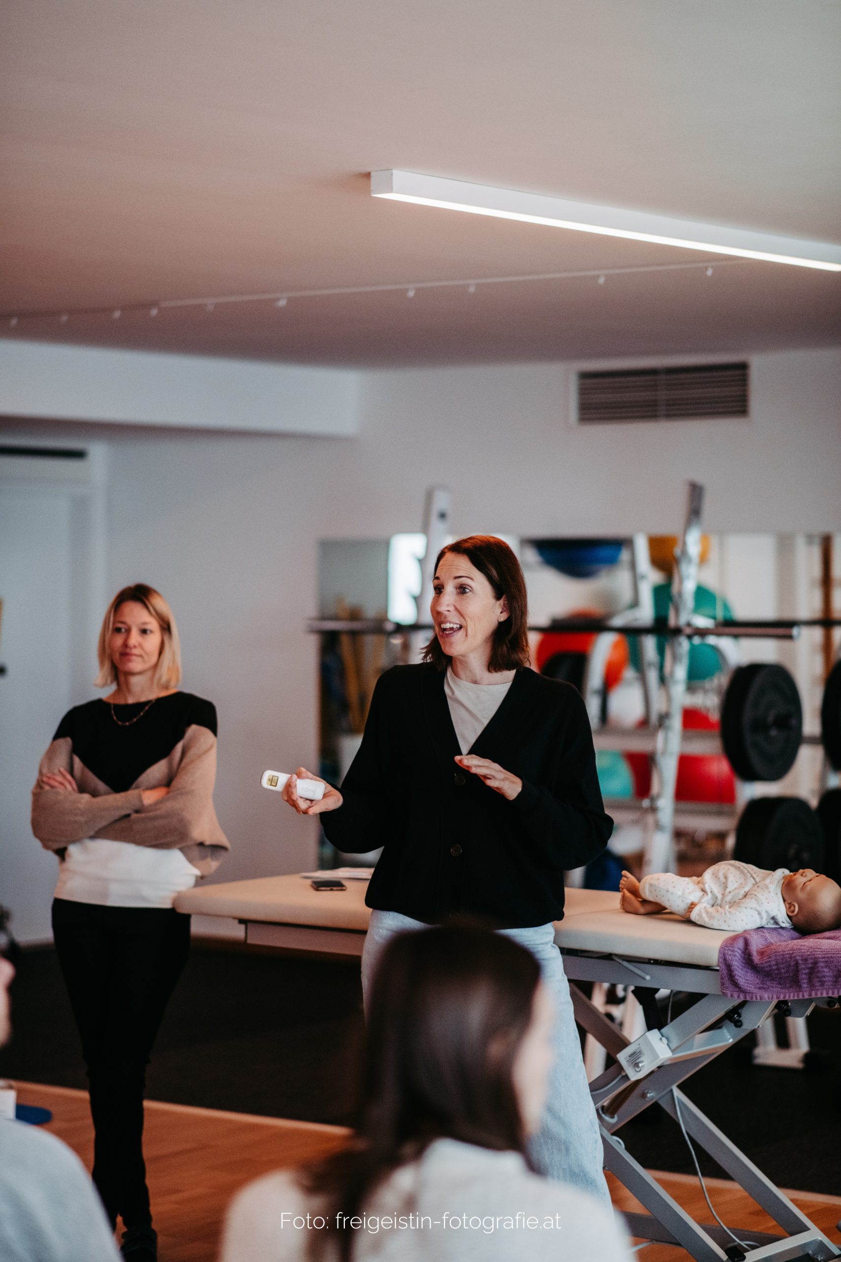 erste-hilfe-kurs-baby-kleinkind-nestlingszeit-praxis-übungen