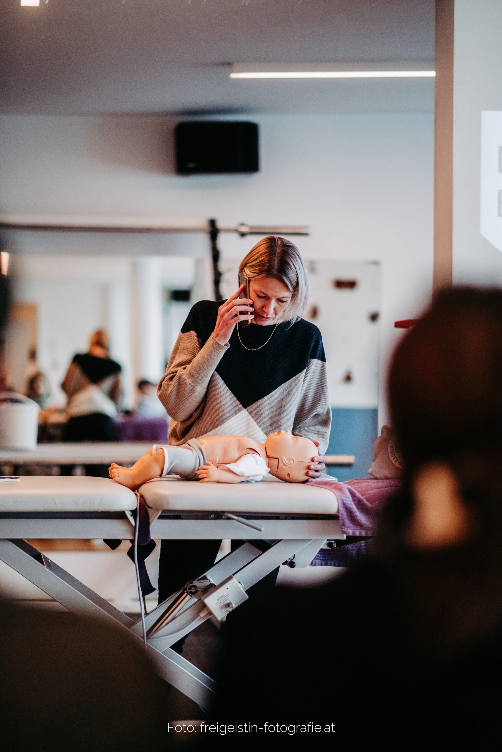 erste-hilfe-kurs-baby-kleinkind-nestlingszeit-rettungskette-notruf